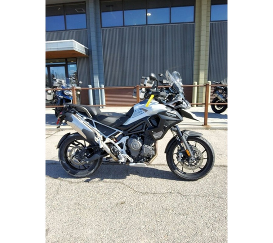 2023 Triumph Tiger 1200 GT Pro Snowdonia White