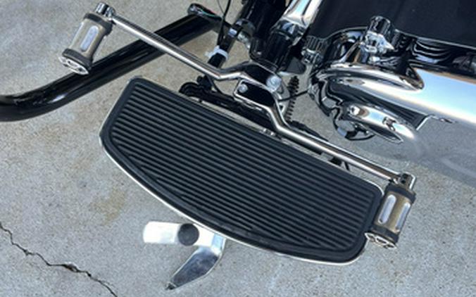2017 Harley-Davidson FLSTF Fat Boy