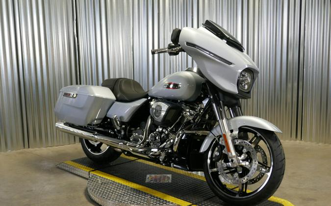 2025 Harley-Davidson Street Glide
