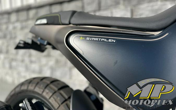 2023 Husqvarna Svartpilen 401