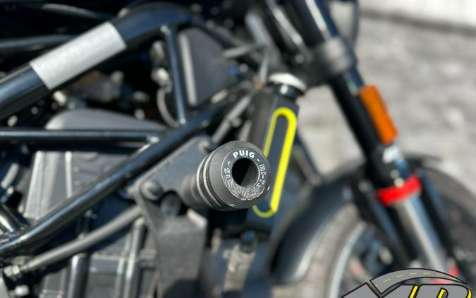 2023 Husqvarna Svartpilen 401