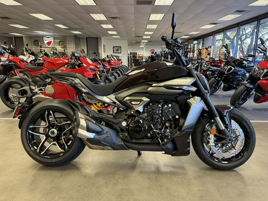 2026 Ducati XDiavel V4 Black Lava