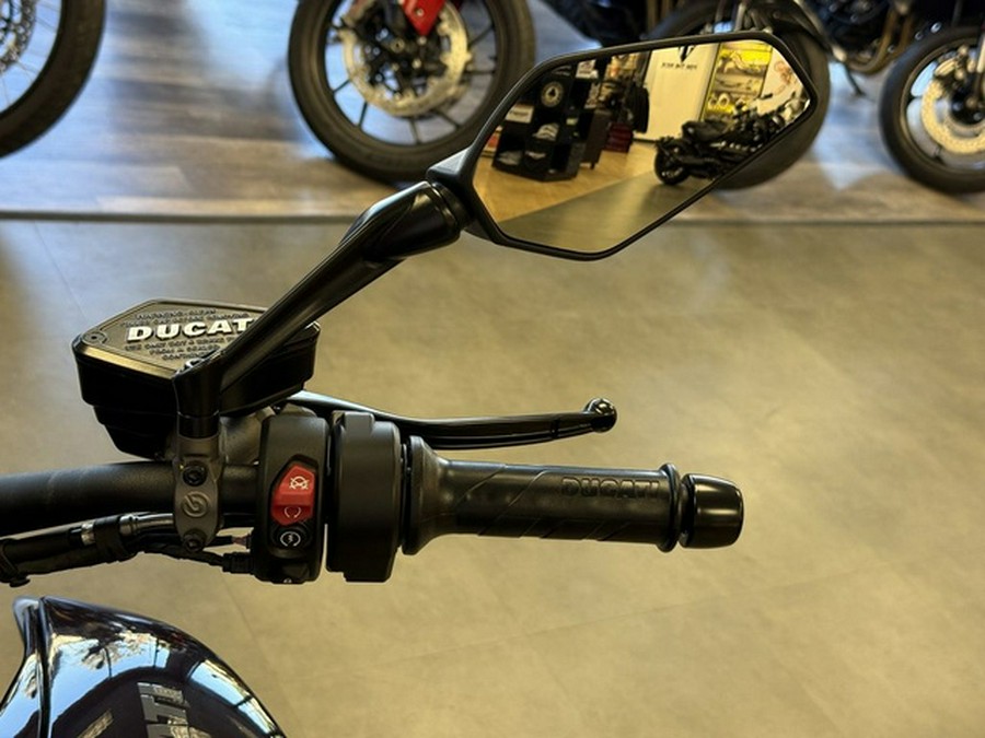 2026 Ducati XDiavel V4 Black Lava
