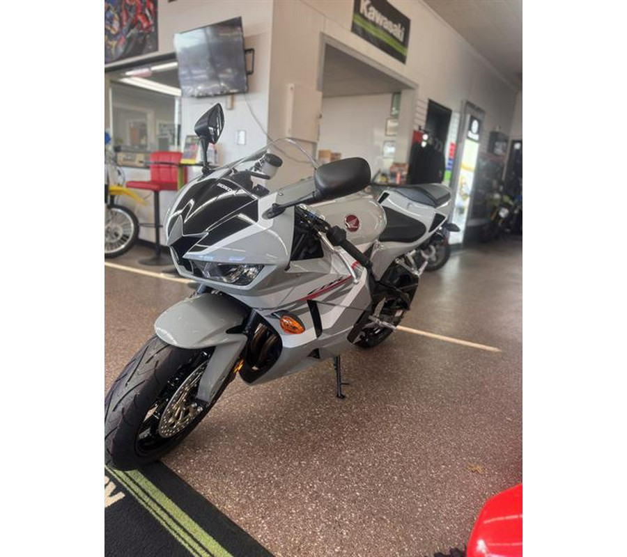 2026 Honda CBR600RR ABS