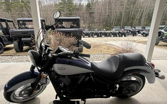 2026 Kawasaki Vulcan® 900 Classic
