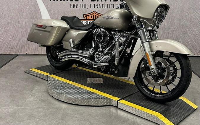 2018 FLHX Street Glide