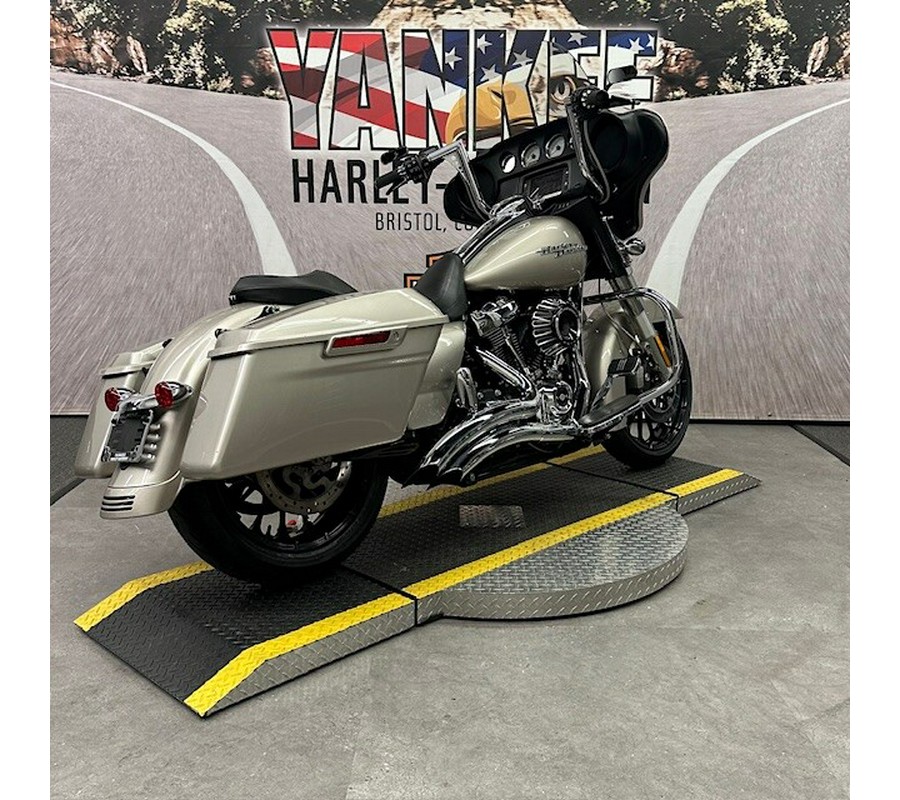 2018 FLHX Street Glide