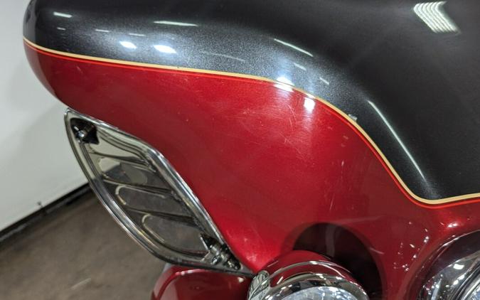 2007 Harley-Davidson Electra Glide® Ultra Classic® Two-Tone Fire Red and Vivid Black