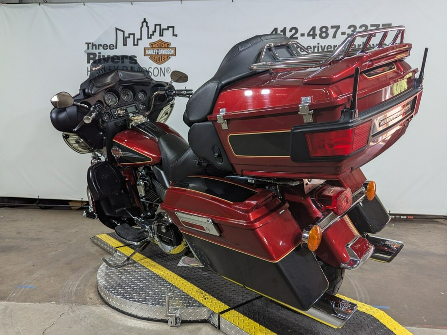 2007 Harley-Davidson Electra Glide® Ultra Classic® Two-Tone Fire Red and Vivid Black