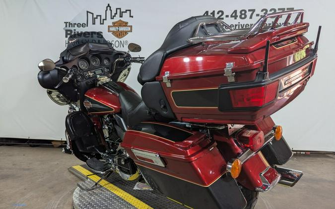 2007 Harley-Davidson Electra Glide® Ultra Classic® Two-Tone Fire Red and Vivid Black