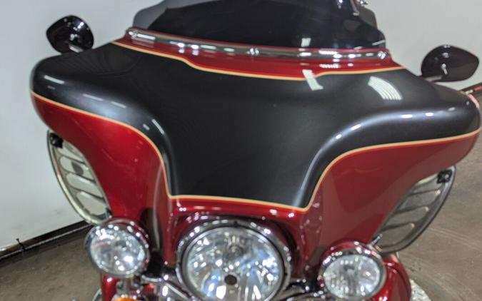 2007 Harley-Davidson Electra Glide® Ultra Classic® Two-Tone Fire Red and Vivid Black