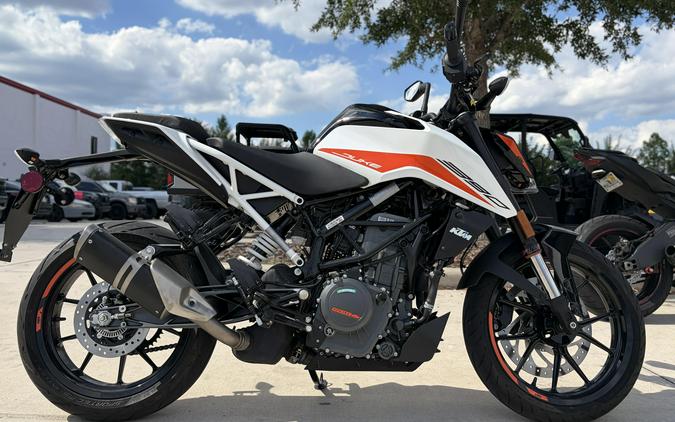 2022 KTM 390 DUKE