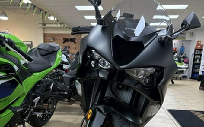 2027 Kawasaki Ninja ZX-6R ABS