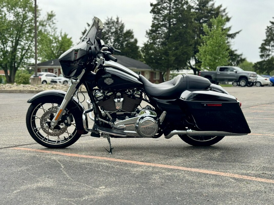 2022 Harley-Davidson Street Glide Special Black