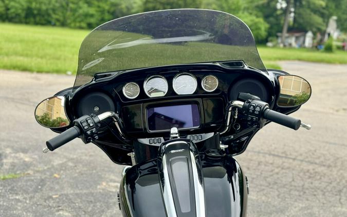 2022 Harley-Davidson Street Glide Special Black