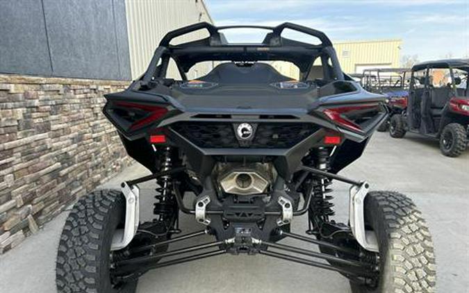 2024 Can-Am Maverick R X RS