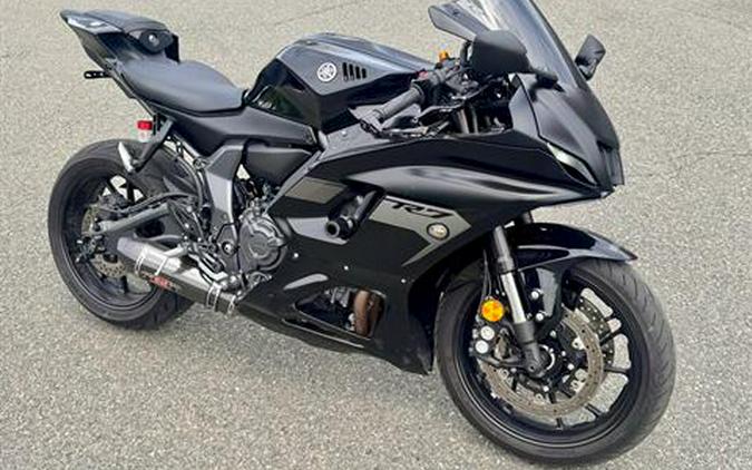 2025 Yamaha YZF-R7