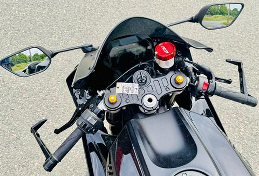 2025 Yamaha YZF-R7