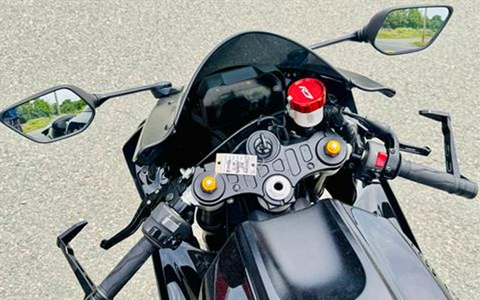 2025 Yamaha YZF-R7