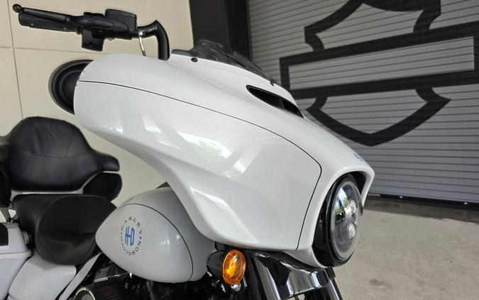 2020 Harley-Davidson® Street Glide® Special Stone Washed White Pearl