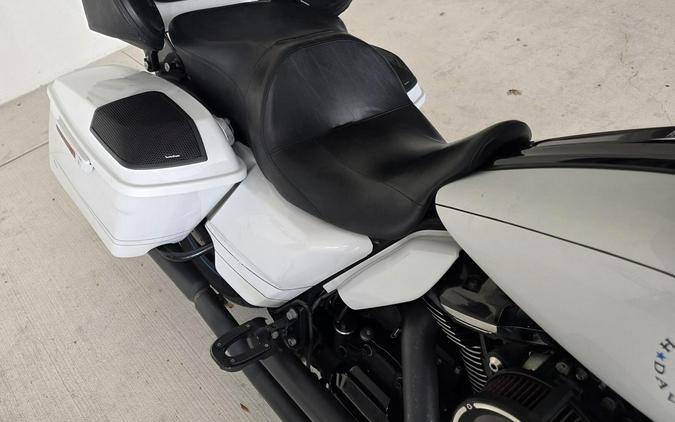 2020 Harley-Davidson® Street Glide® Special Stone Washed White Pearl