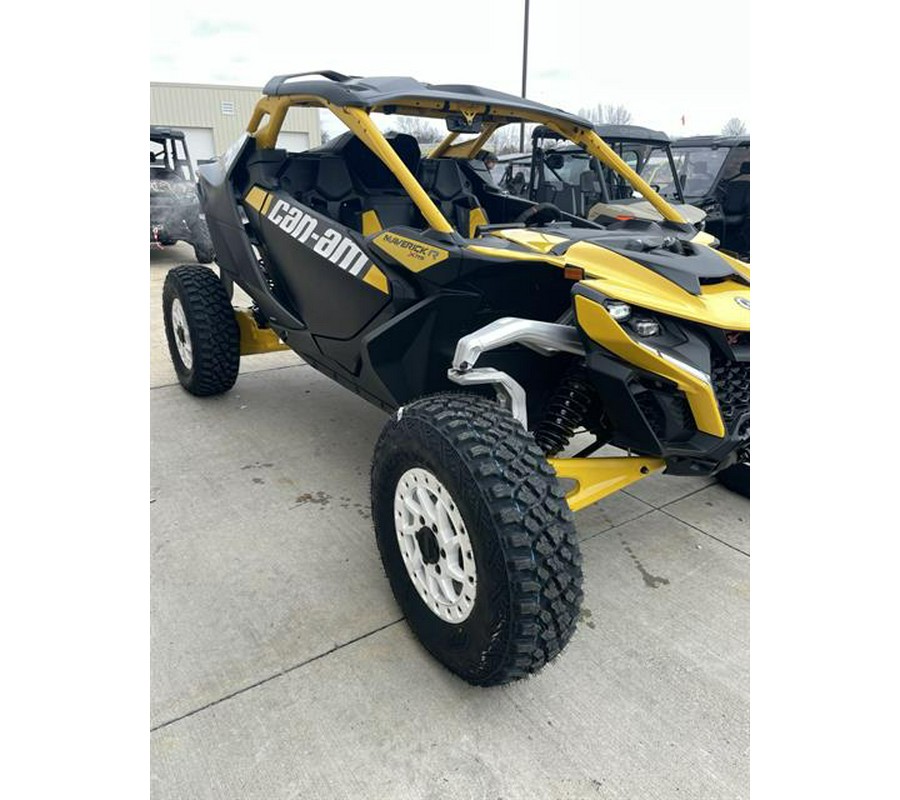 2024 Can-Am Maverick R X RS with Smart-Shox