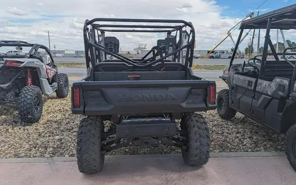 New 2023 HONDA PIONEER 10006 CREW DELUXE