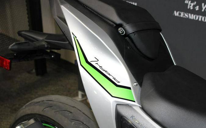 2024 Kawasaki Ninja® 7 Hybrid ABS