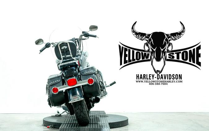 2015 Harley-Davidson® Heritage Softail® Classic Vivid Black
