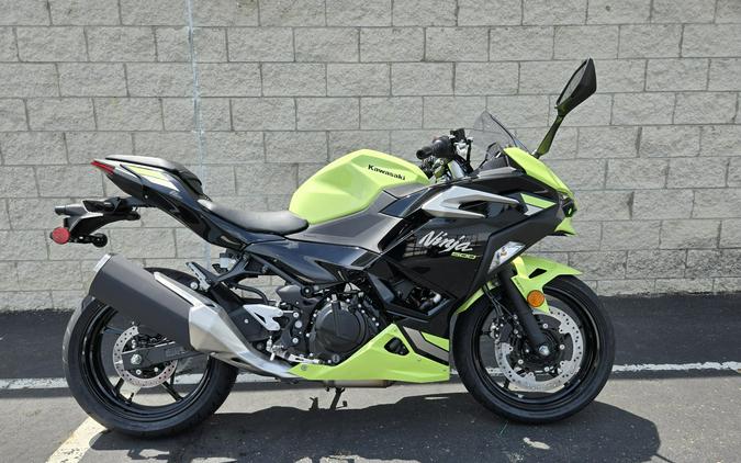 2026 Kawasaki Ninja® 500 ABS