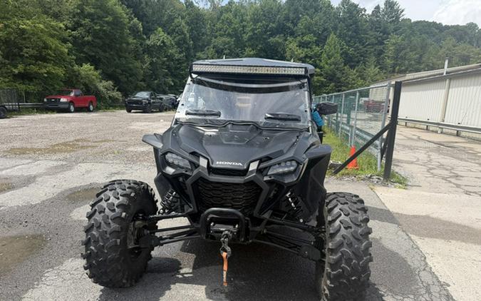 2022 Honda Talon 1000R FOX Live Valve