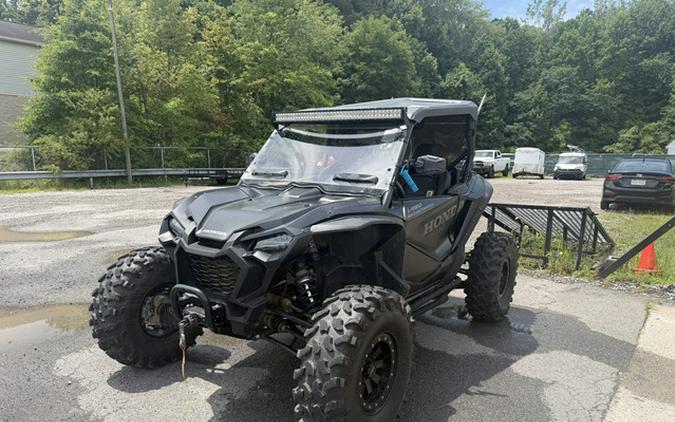 2022 Honda Talon 1000R FOX Live Valve