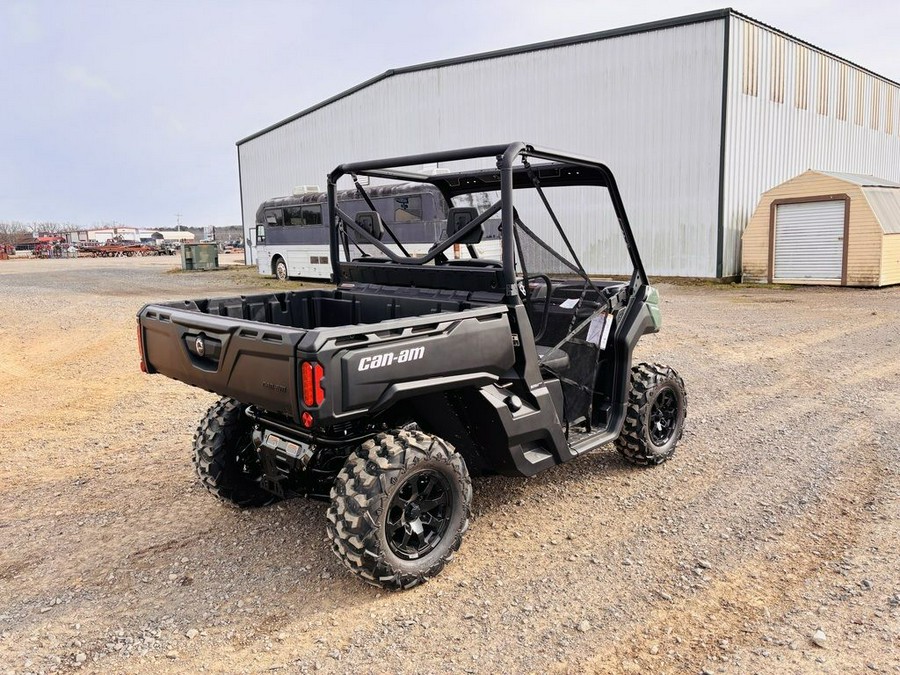 2026 Can-Am® Defender DPS HD7 Compass Green