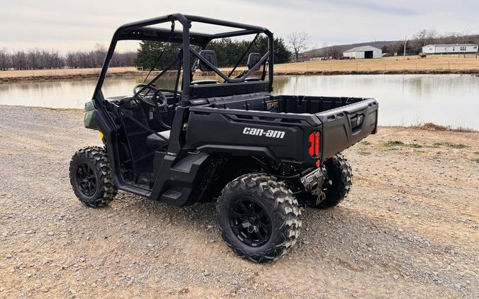 2026 Can-Am® Defender DPS HD7 Compass Green