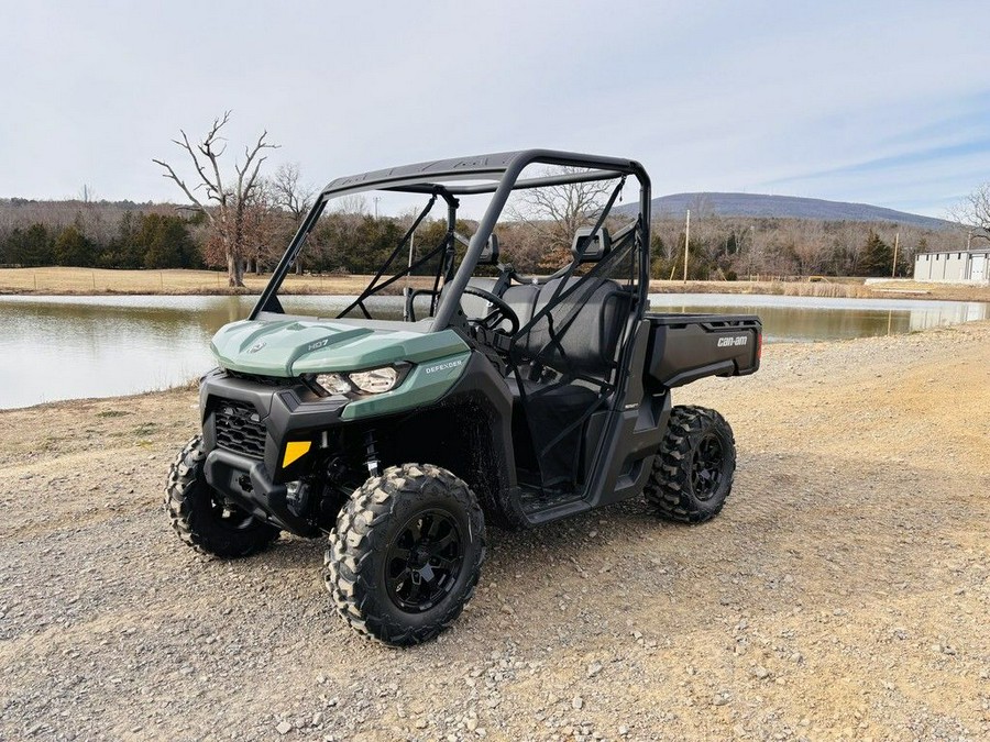 2026 Can-Am® Defender DPS HD7 Compass Green