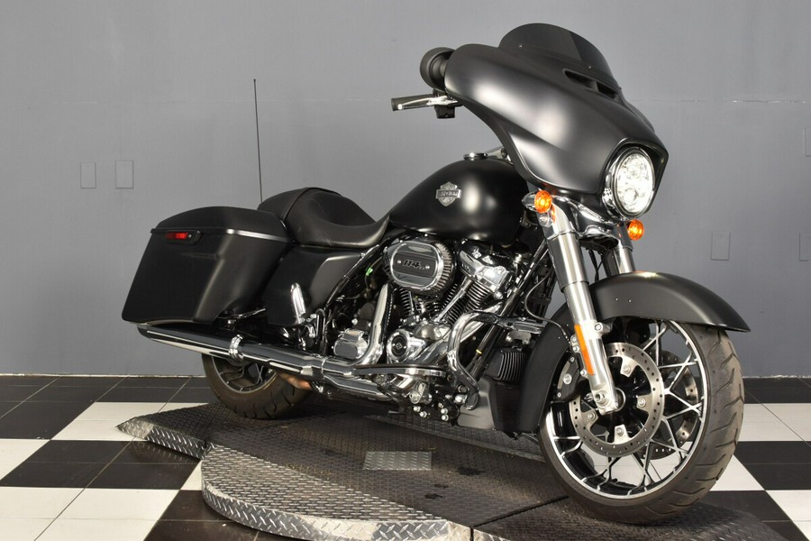 2022 Harley-Davidson Street Glide Special