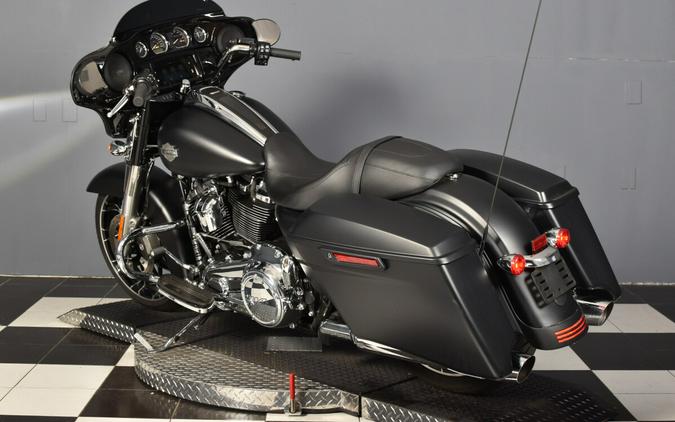 2022 Harley-Davidson Street Glide Special