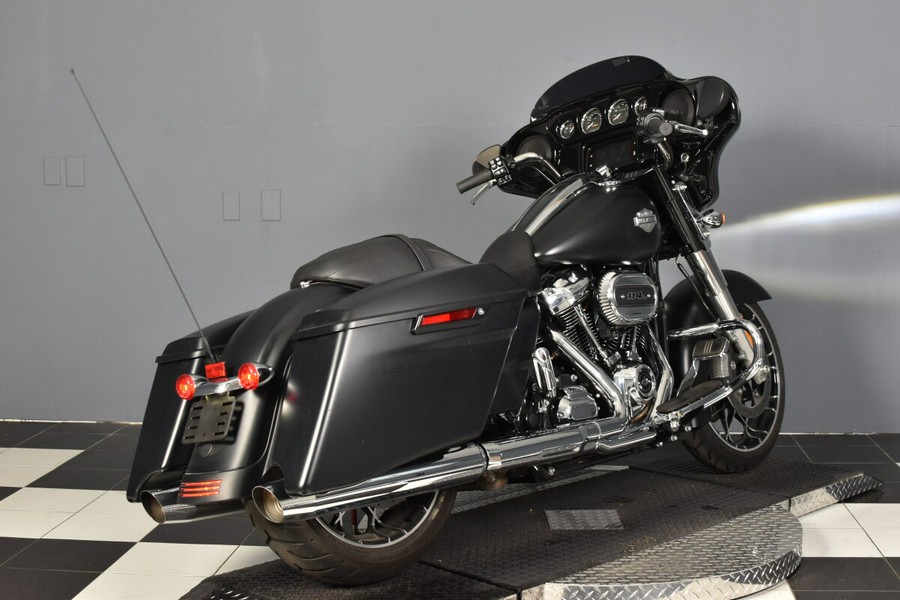 2022 Harley-Davidson Street Glide Special