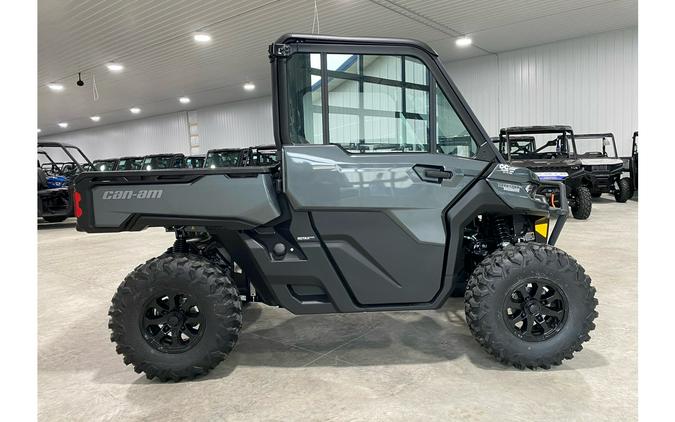 2024 Can-Am Defender Limited HD10