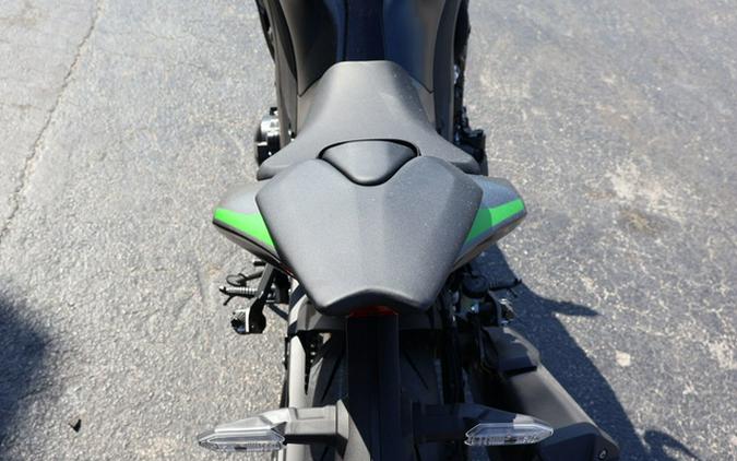 2026 Kawasaki Z1100 SE ABS