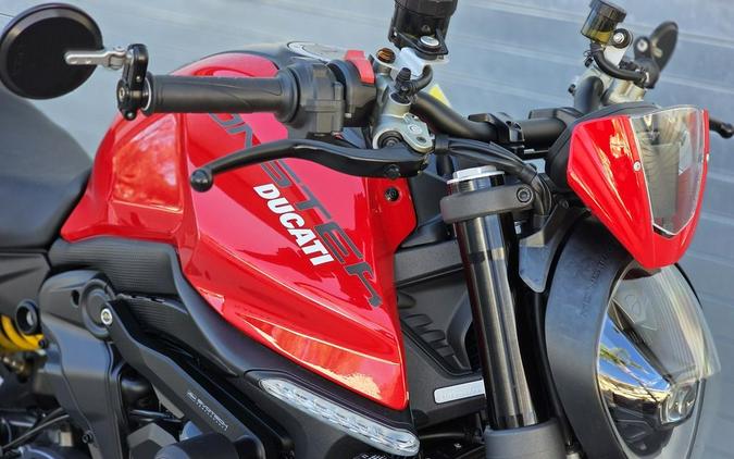 2022 Ducati Monster 937+