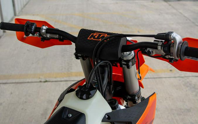 2027 KTM 350 XC-F