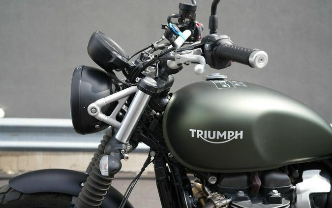 2023 Triumph Scrambler 900 Matte Khaki Green