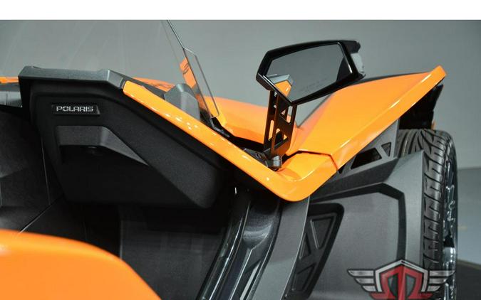 2026 Slingshot SL AutoDrive Sunburst Orange 5