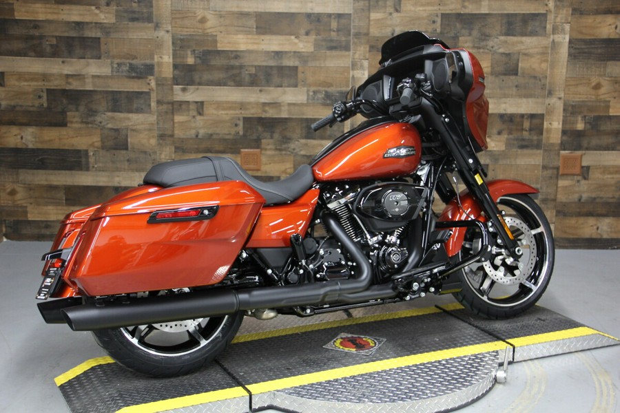 2024 Harley-Davidson Street Glide® Whiskey Fire - Black Finish