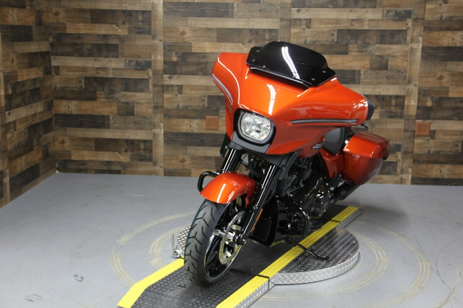 2024 Harley-Davidson Street Glide® Whiskey Fire - Black Finish