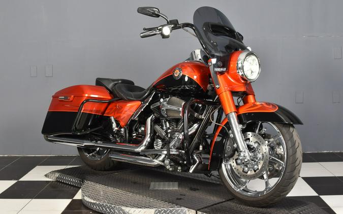 2014 Harley-Davidson CVO Road King