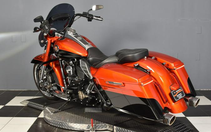 2014 Harley-Davidson CVO Road King