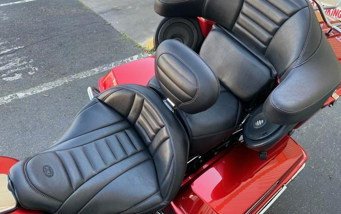 2013 Harley-Davidson® FLHTK - Electra Glide® Ultra Limited