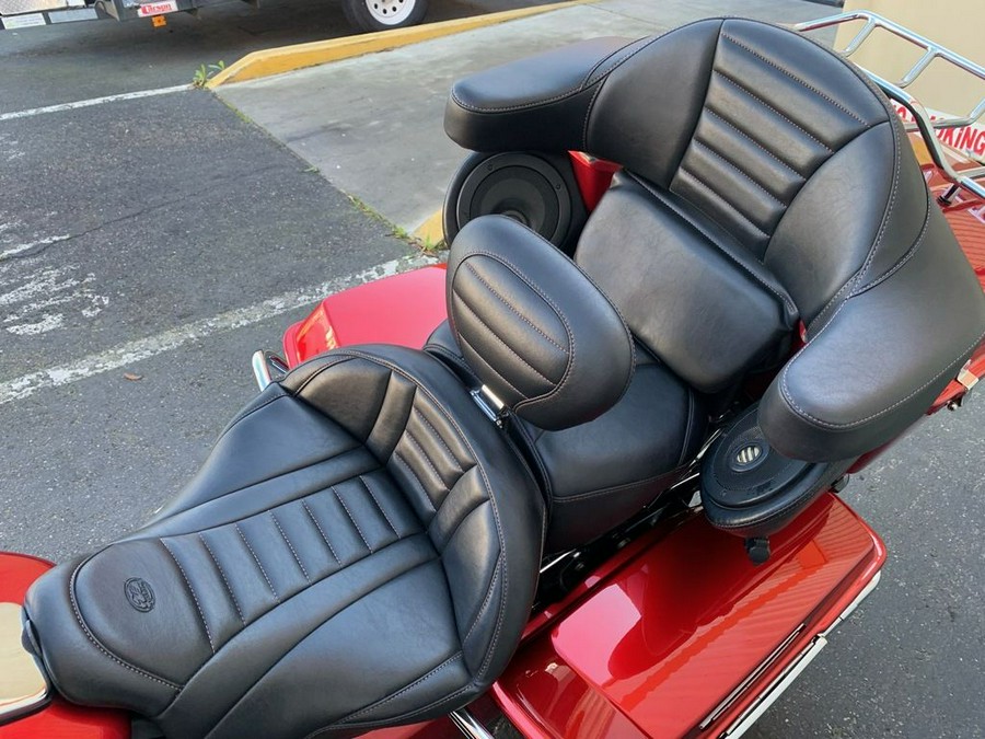 2013 Harley-Davidson® FLHTK - Electra Glide® Ultra Limited